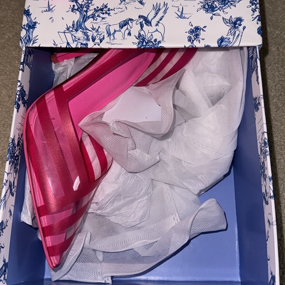 Simpre Vive Heels New In Box - Picture 2 of 3